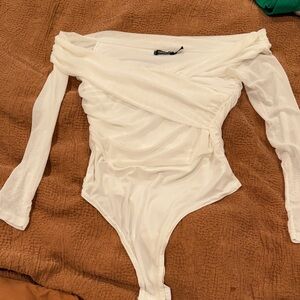 Boohoo White Off-Shoulder Long Sleeve Bodysuit for Kids